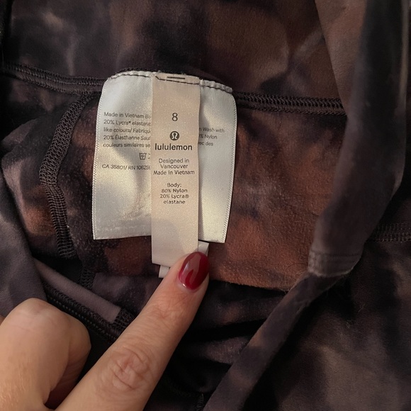 Lululemon Diamond Eye in Purple 25inch Leggings - Picture 2 of 2